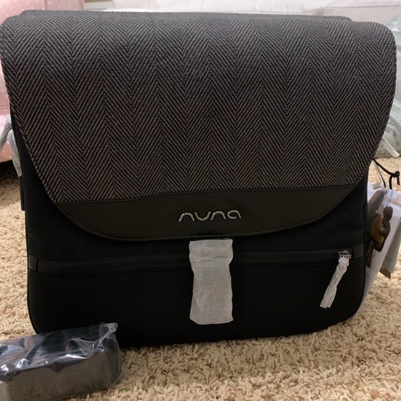 diaper bag nuna